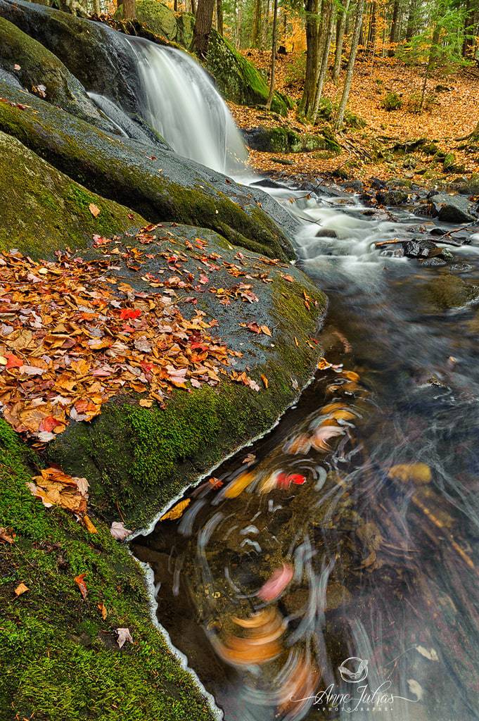 5-A-Profitez-de-la-pluie-cascade