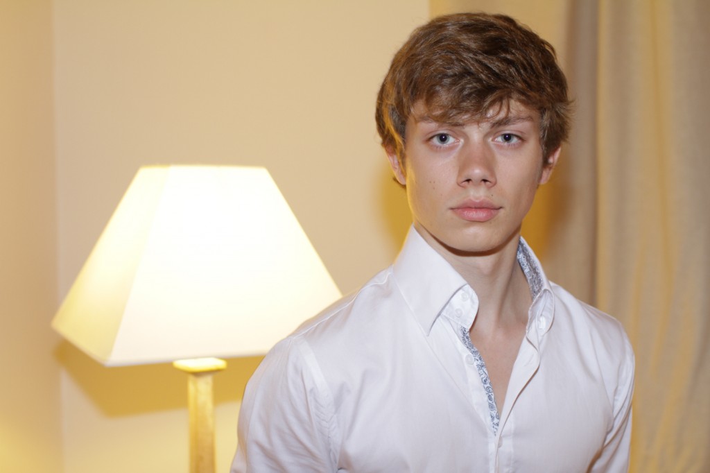 photo-flash-3-1024x682