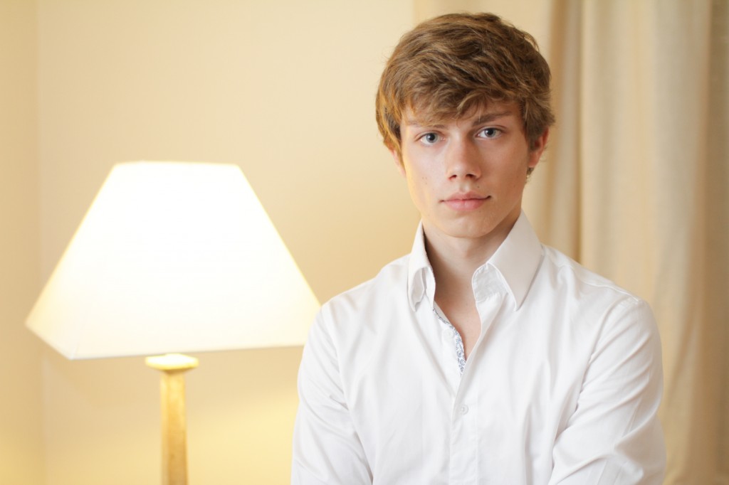photo-flash-6-1024x682